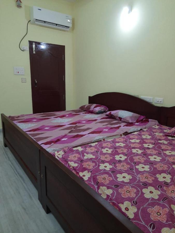 Raghavi Tourist Home Kanjakumari Kültér fotó